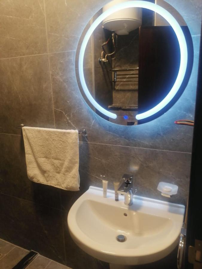 Al-Ahlam Hotel Apartments Акаба Екстериор снимка
