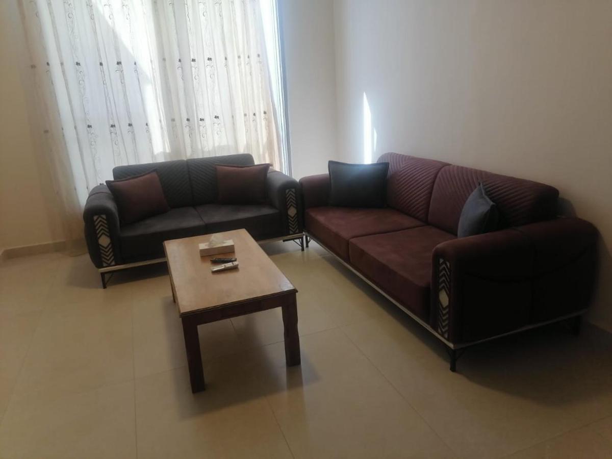 Al-Ahlam Hotel Apartments Акаба Екстериор снимка