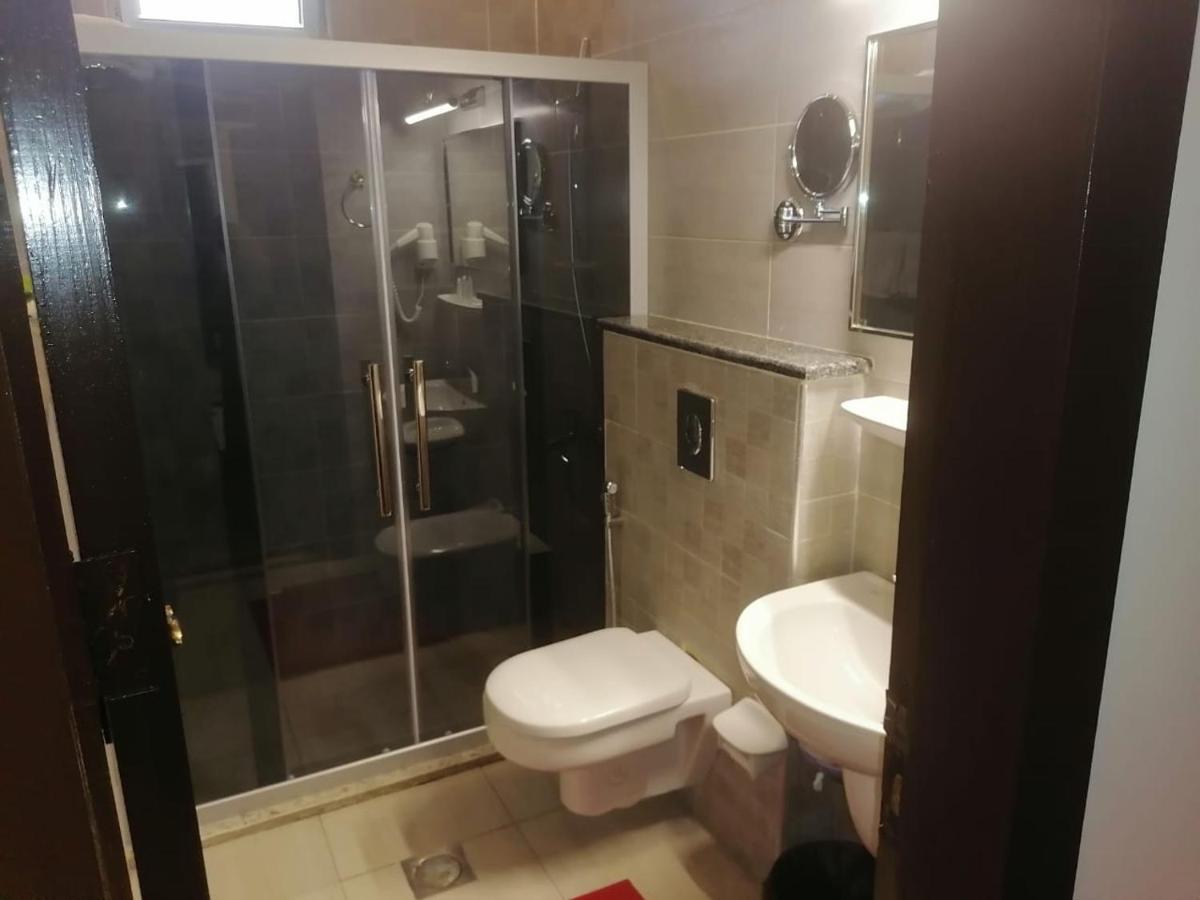 Al-Ahlam Hotel Apartments Акаба Екстериор снимка